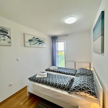 Tian Apartament Pula