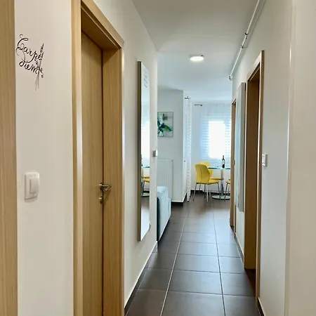 Apartment Tian Pula