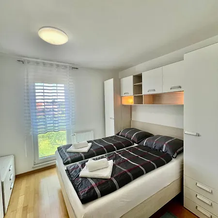Tian Apartament
